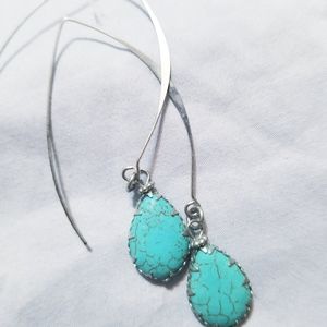 Dangle earrings